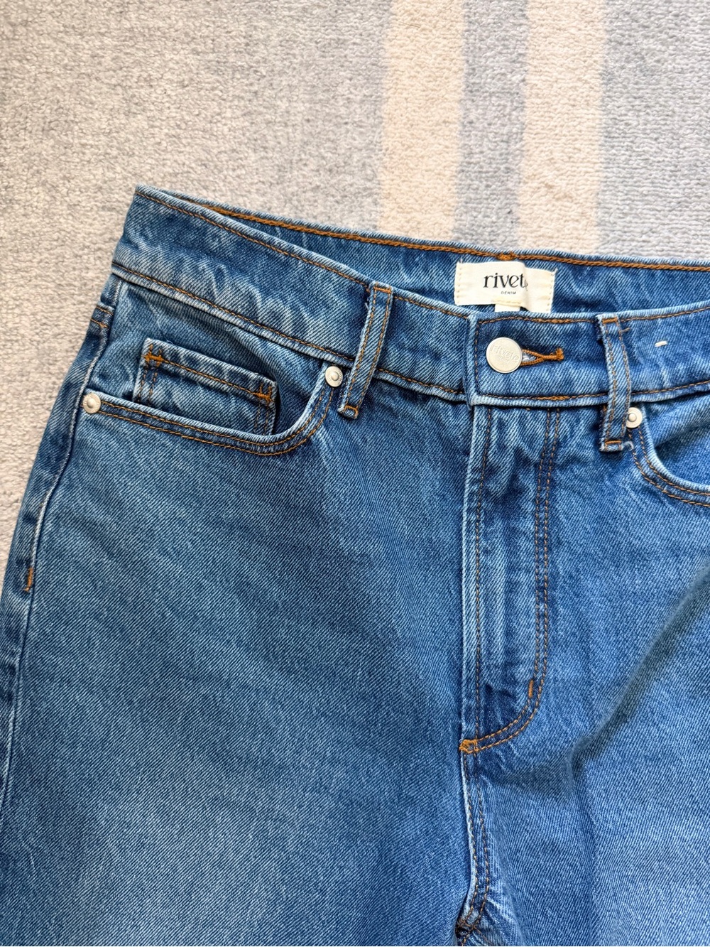 LOFT Rivete Petite High Rise Wide Leg Jeans in Vintage Dark Wash - Picture 10 of 14